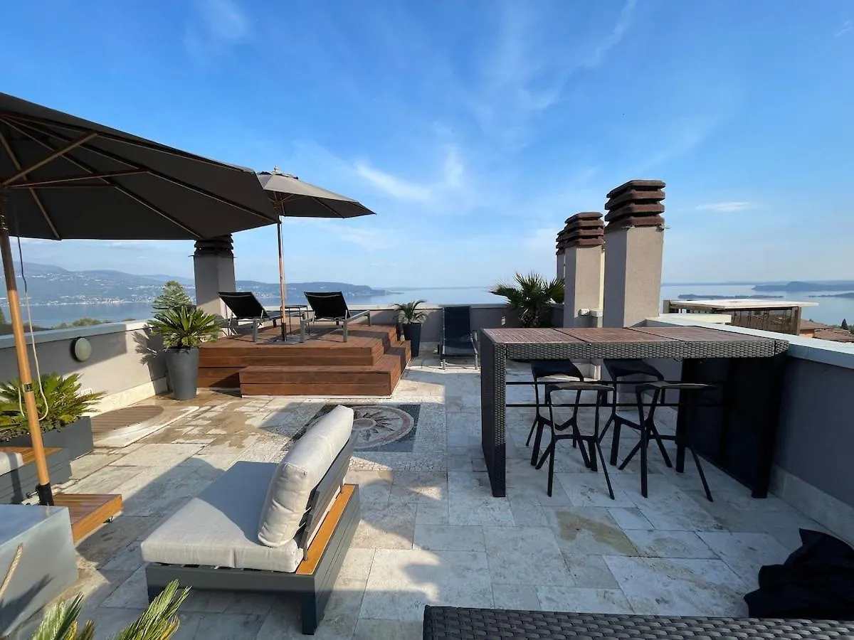 Deluxe Skylounge Design Apartment 360 Grad Lake View Toscolano Maderno Italy